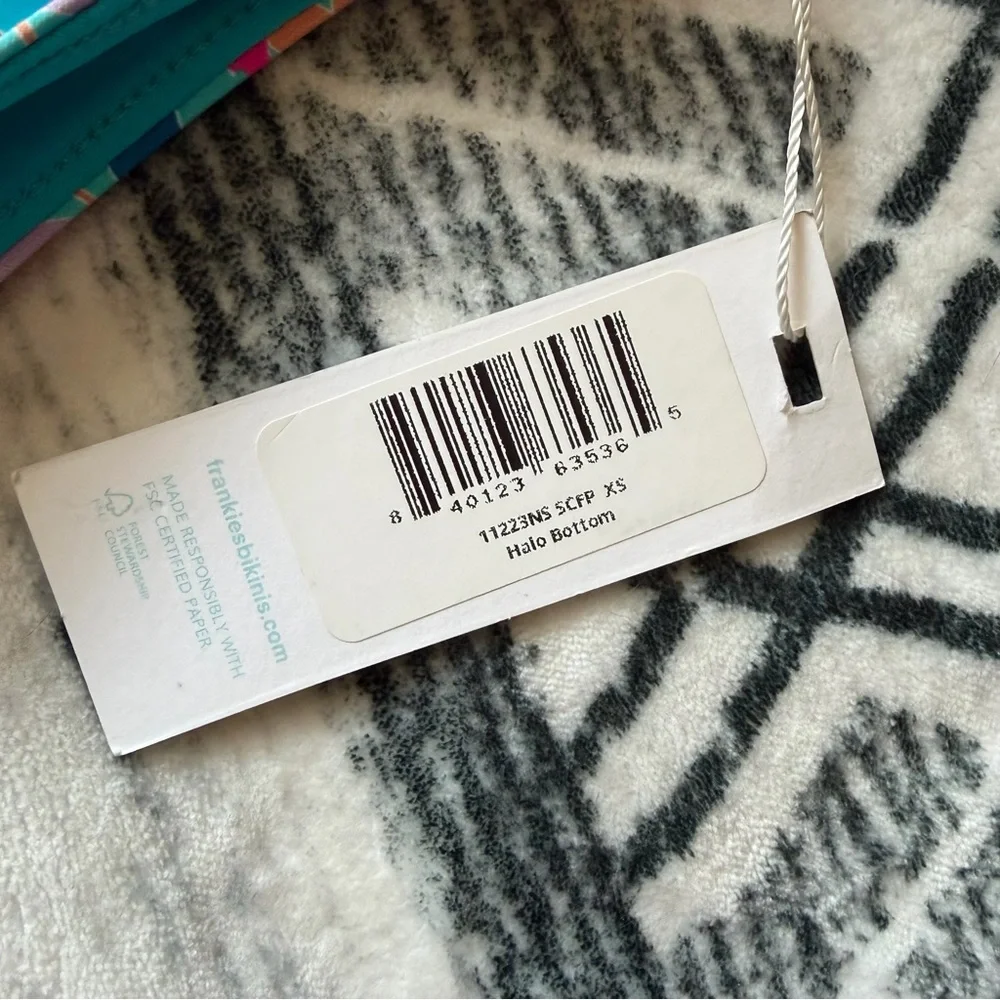 NWT Frankie’s Bikinis Halo Strapless Bikini Set size XS - Picture 7 of 11